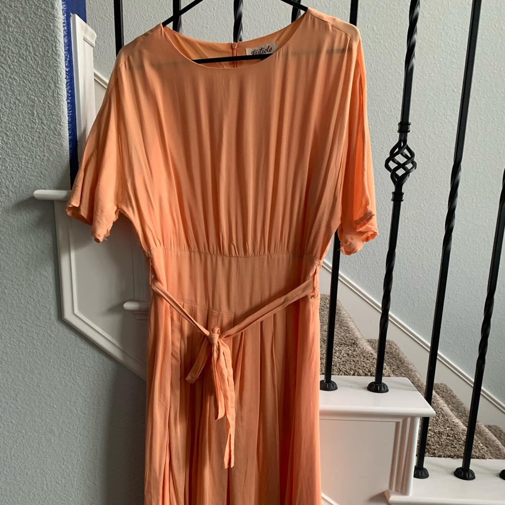 Listicle pleated coral dress